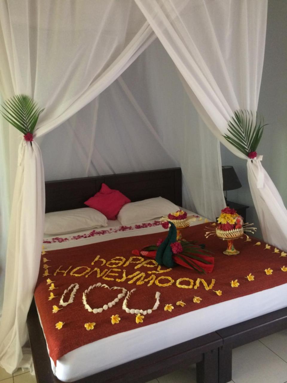 Mango Moon Hotell Pemuteran Exteriör bild