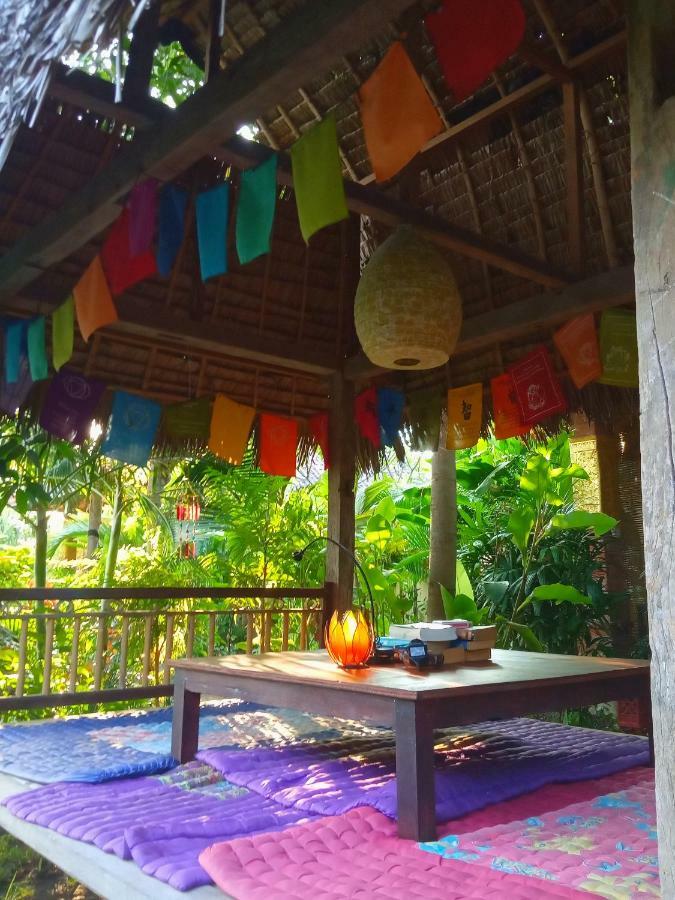 Mango Moon Hotell Pemuteran Exteriör bild